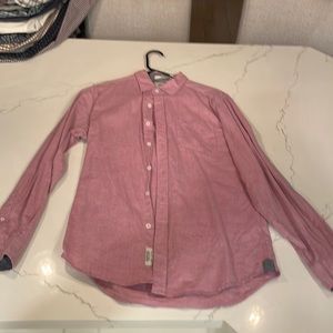 Heritage small Salmon/pink casual button down.  Slim fit.